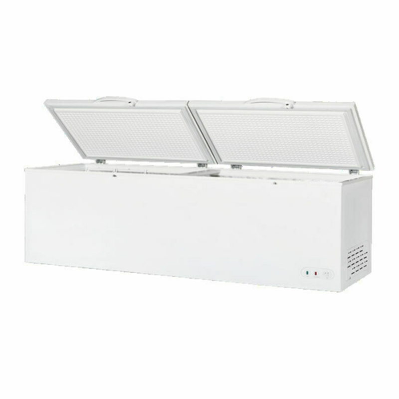 Maxx Cold MXSH23.6SHC Commercial Chest Freezer with solid top, providing 23.6 Cu. Ft. of internal storage space.